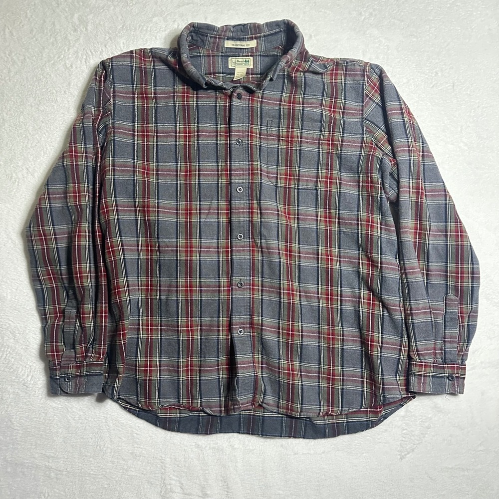 LL Bean Mens XL Grey Red Plaid Scotch Flannel Shirt Traditional Fit Rugged Cabin
